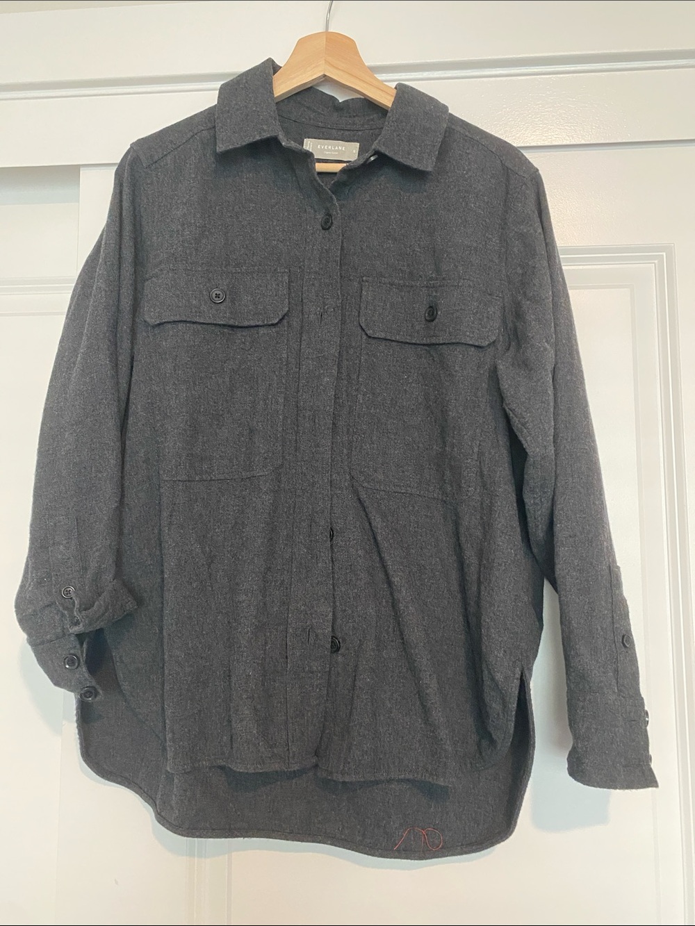 Everlane Women’s Charcoal Gray Button Down Shirt
